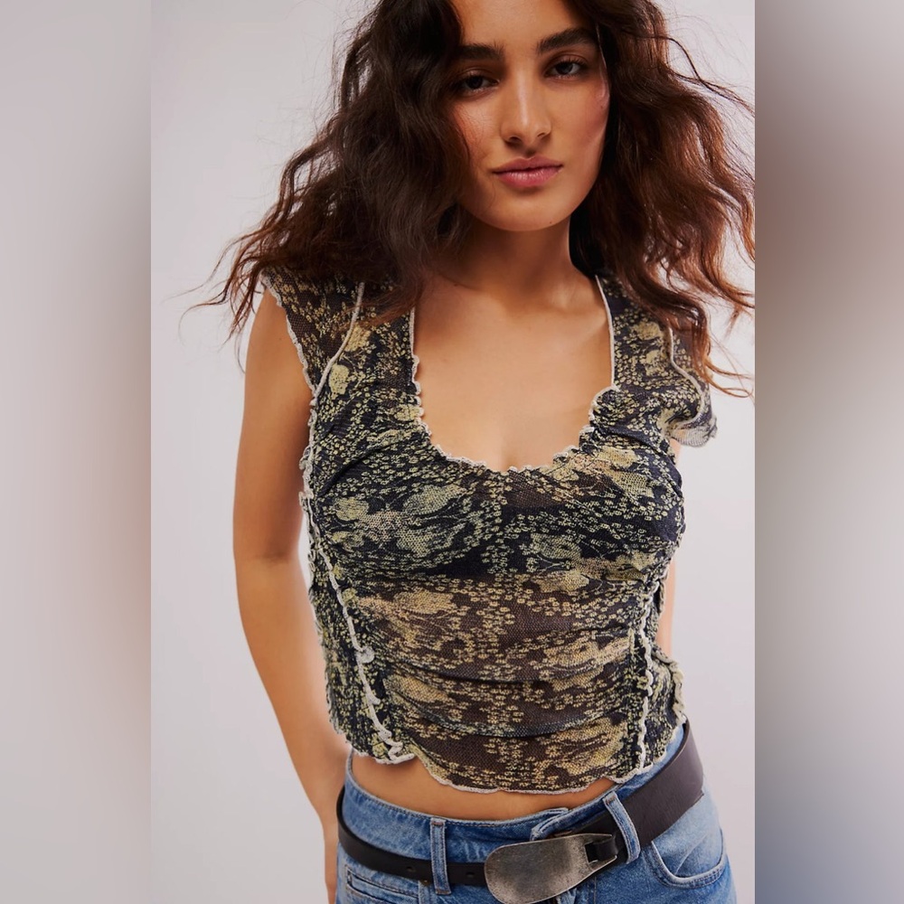Free People Oh My Baby Tee Cropped Blouse Top - Black Combo - Size L Large